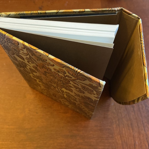 Journal Notebook. Paperblanks Honey Bloom. Never Used. Lined paper. - Picture 4 of 10